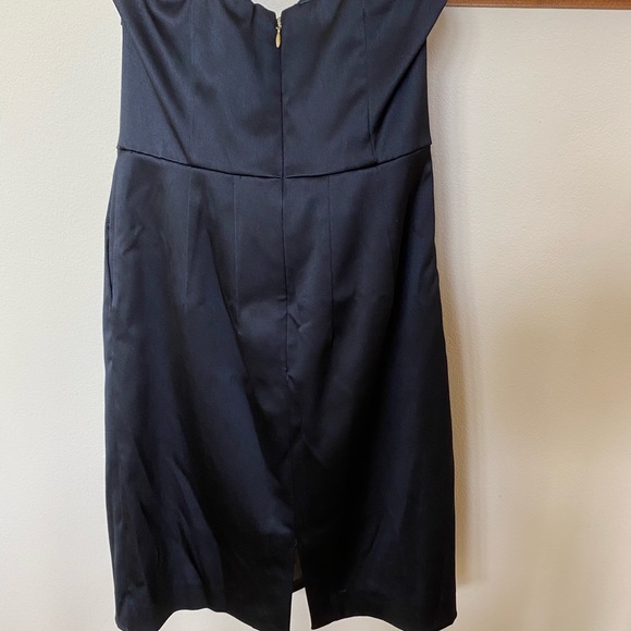 Women’s Black Express Dress - Picture 4 of 4